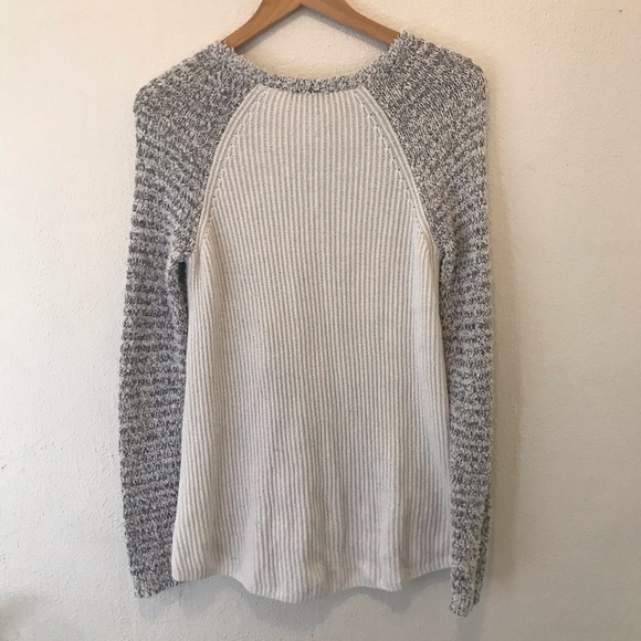 LOFT cozy grey and white sweater - Picture 3 of 4